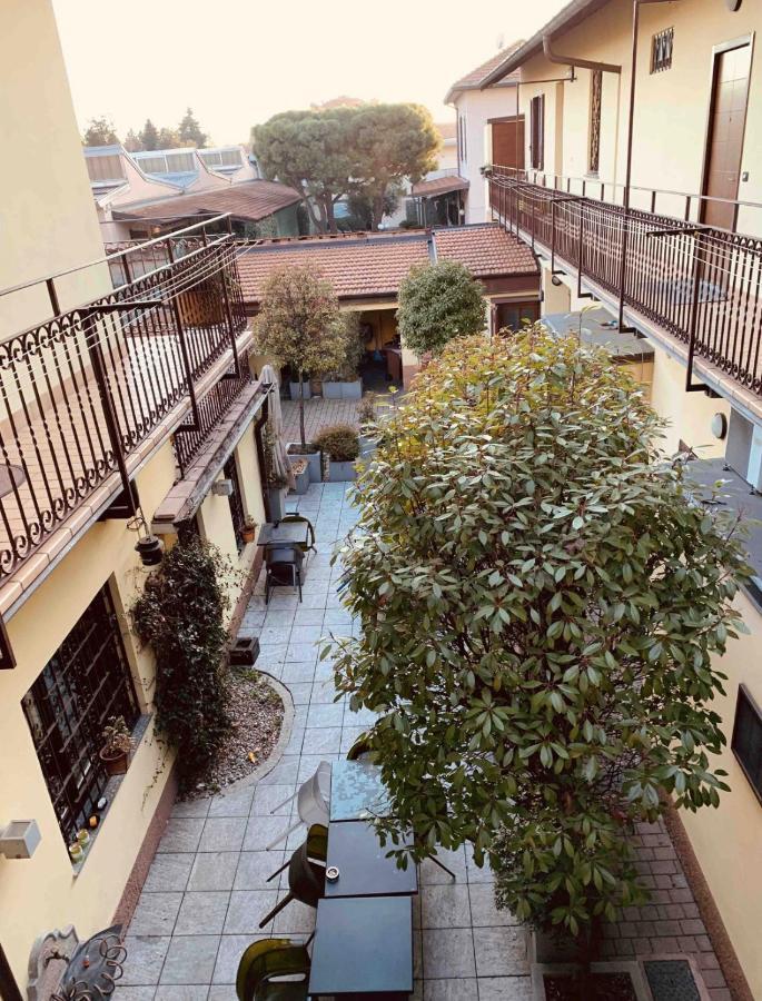 Maura'S B&B Gallarate Dış mekan fotoğraf